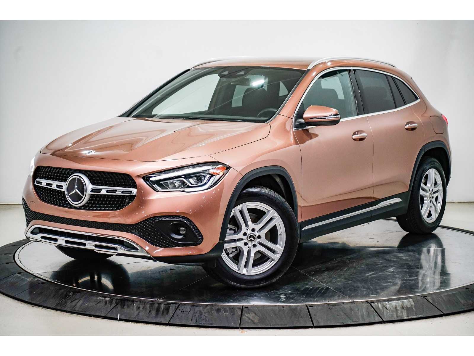 2023 Mercedes-Benz GLA Base