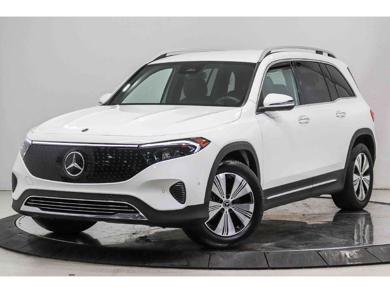 2024 Mercedes-Benz EQB Base