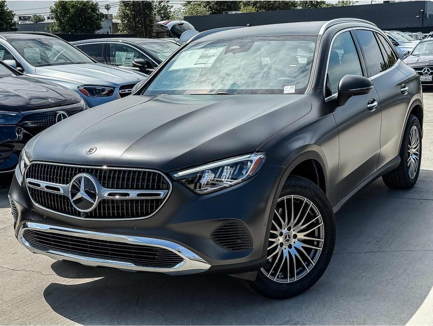 2025 Mercedes-Benz GLC Base's photo