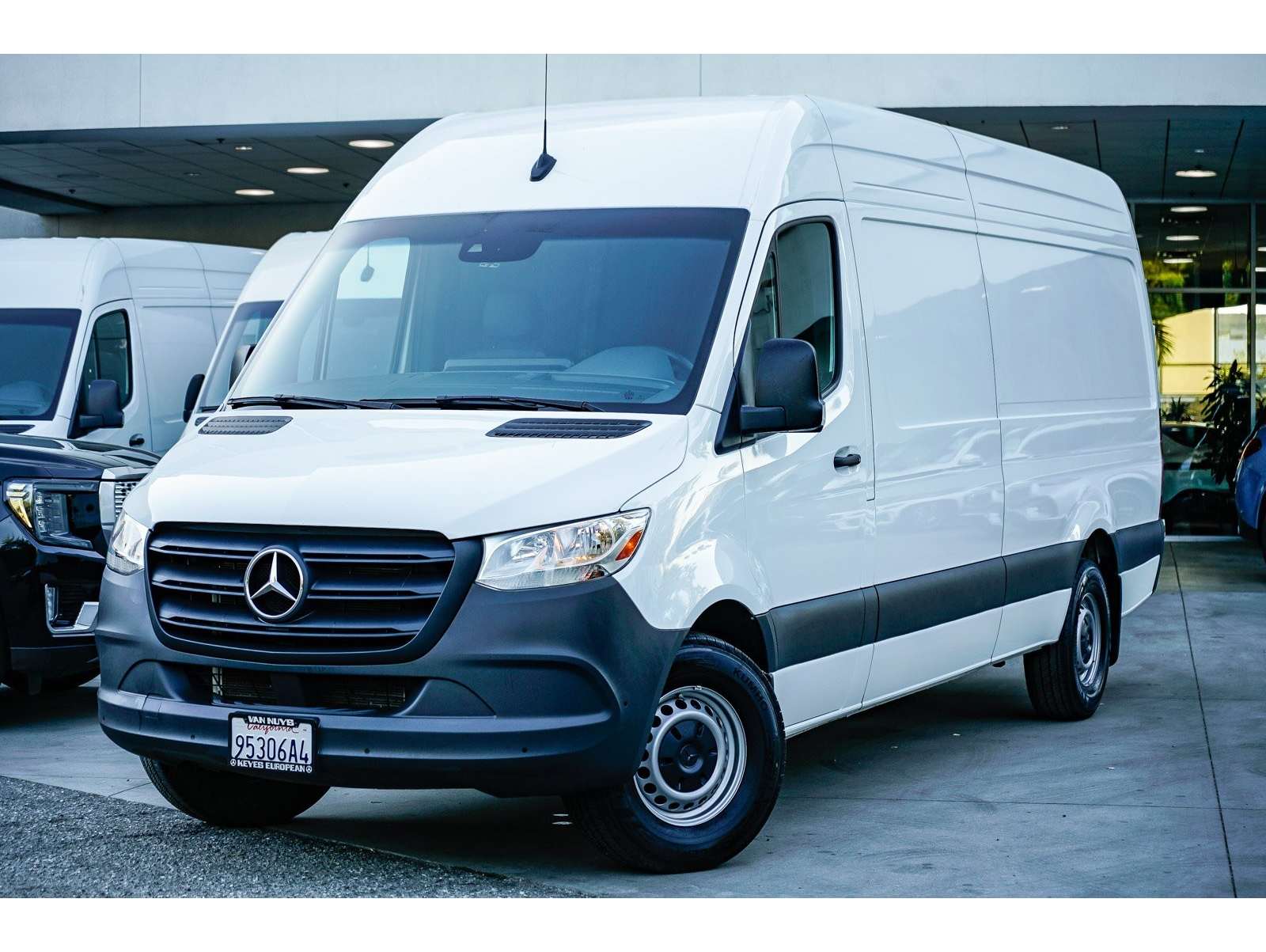 2024 Mercedes-Benz Sprinter Cargo Van Base