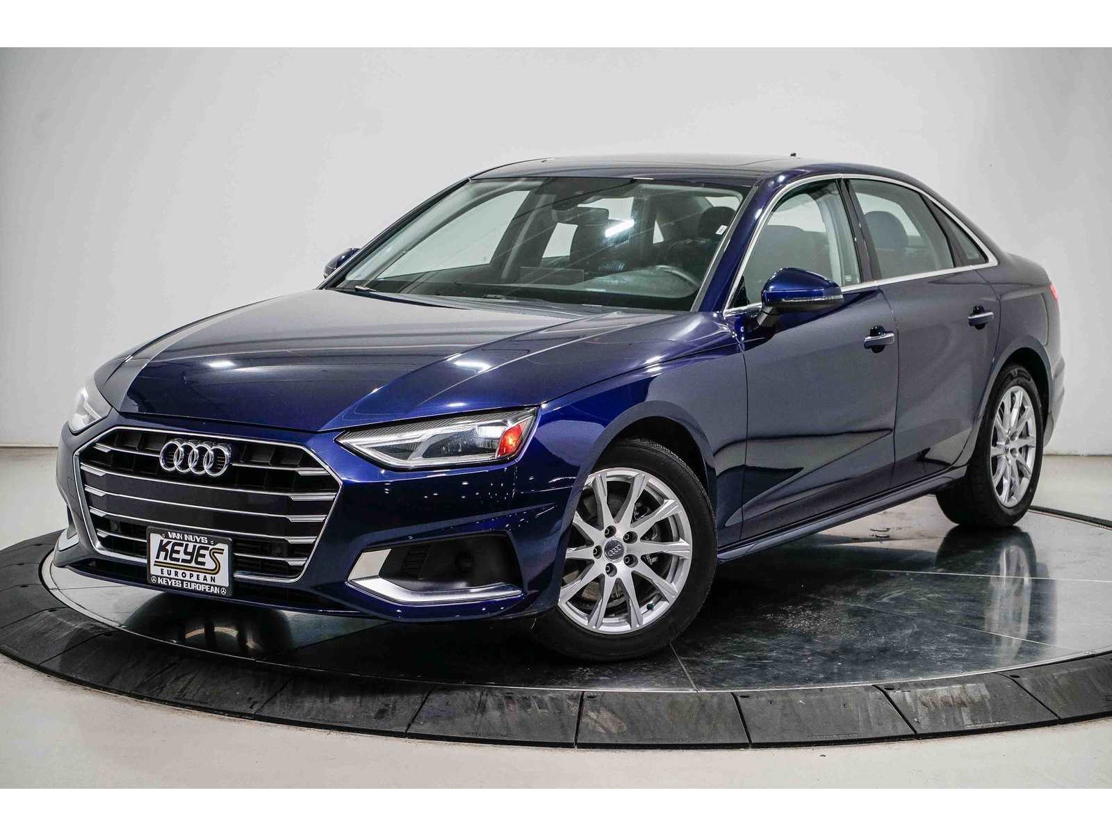 2020 Audi A4 Premium's photo