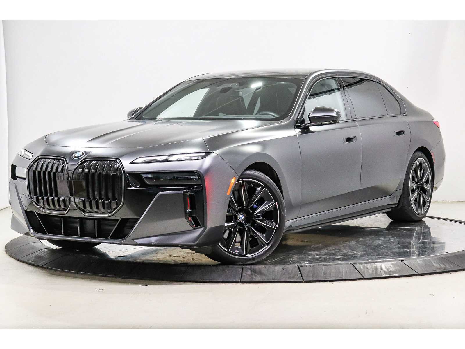 2025 BMW i7