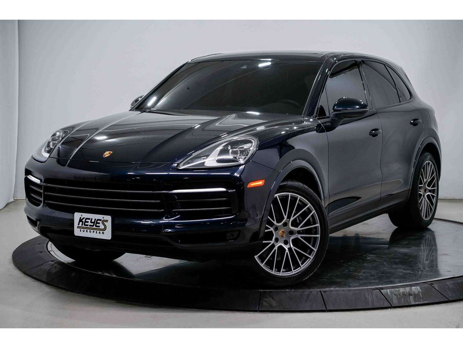 2023 Porsche Cayenne Base