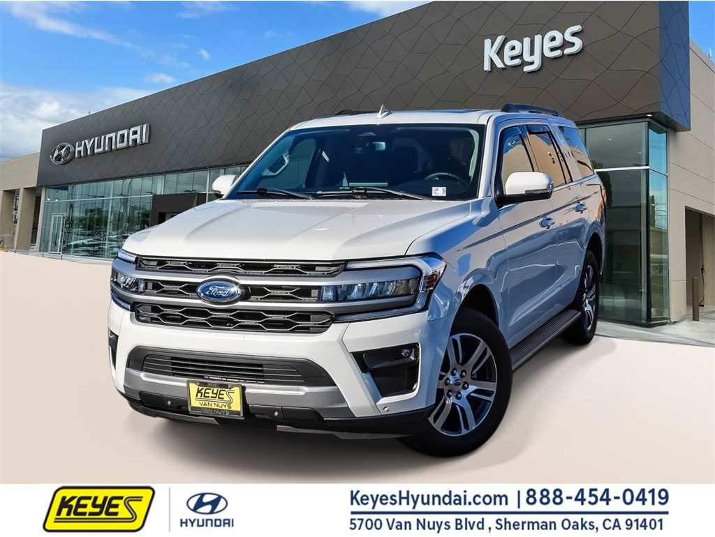 2024 Ford Expedition XLT's photo