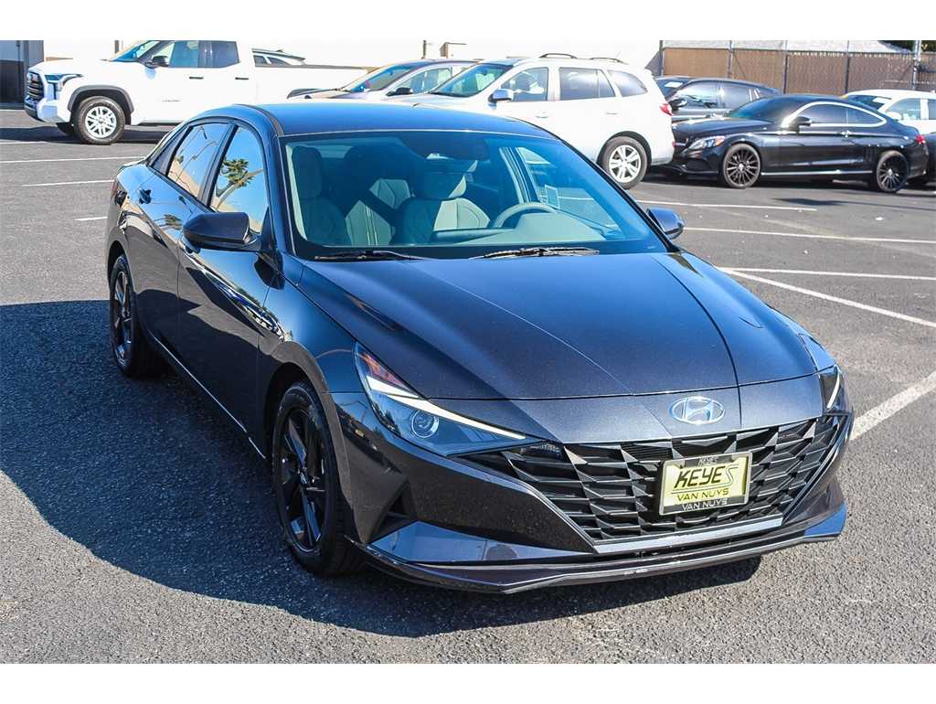 2022 Hyundai Elantra SEL