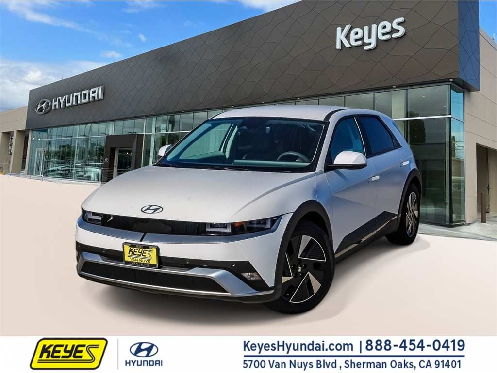 2026 Hyundai IONIQ 5 SEL's photo