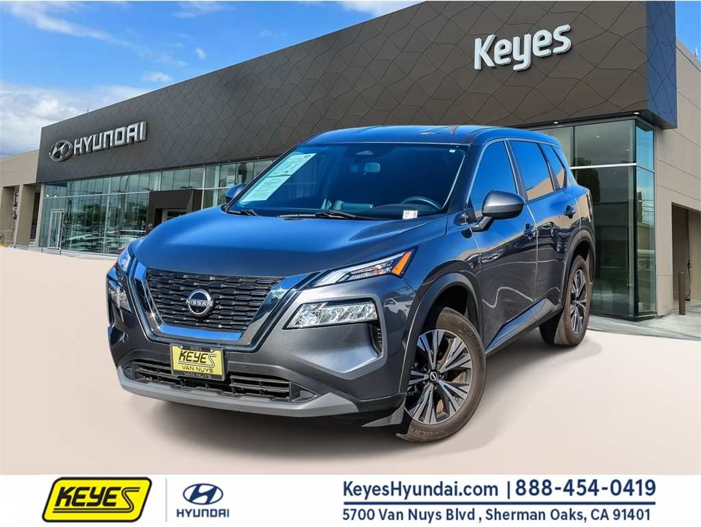 2023 Nissan Rogue SV's photo
