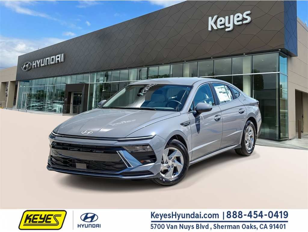 2025 Hyundai Sonata SE's photo