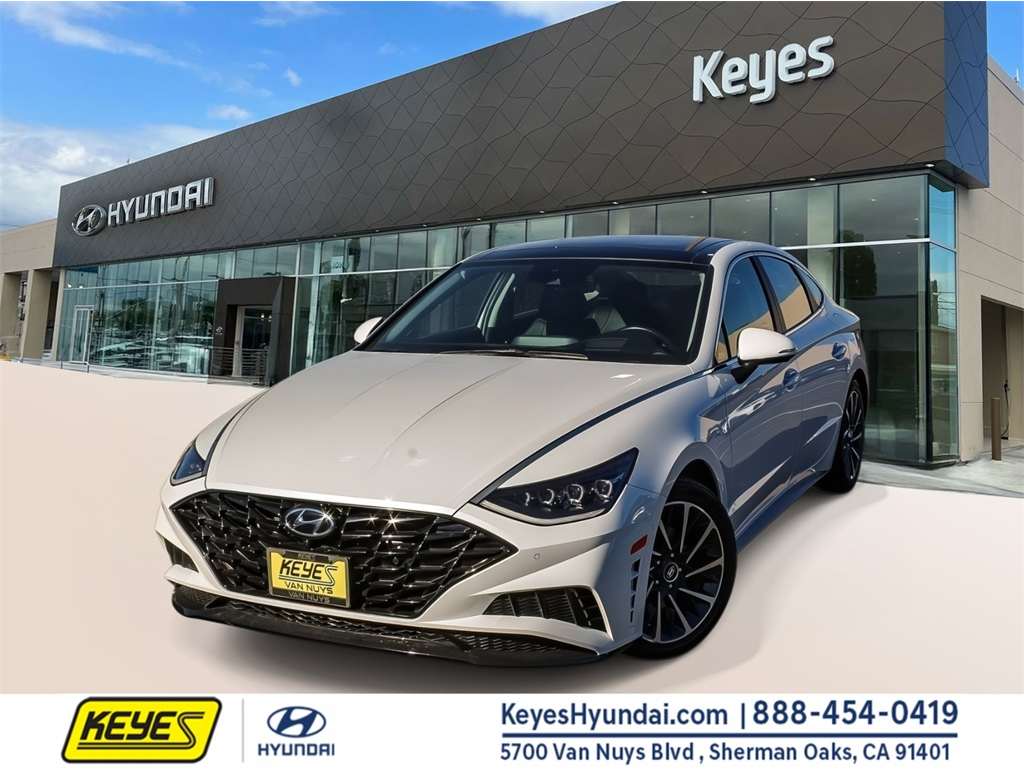 2022 Hyundai Sonata Limited's photo