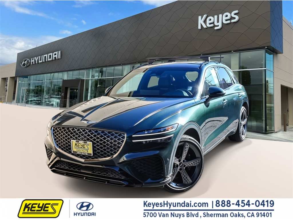 2023 GENESIS GV70 Standard's photo