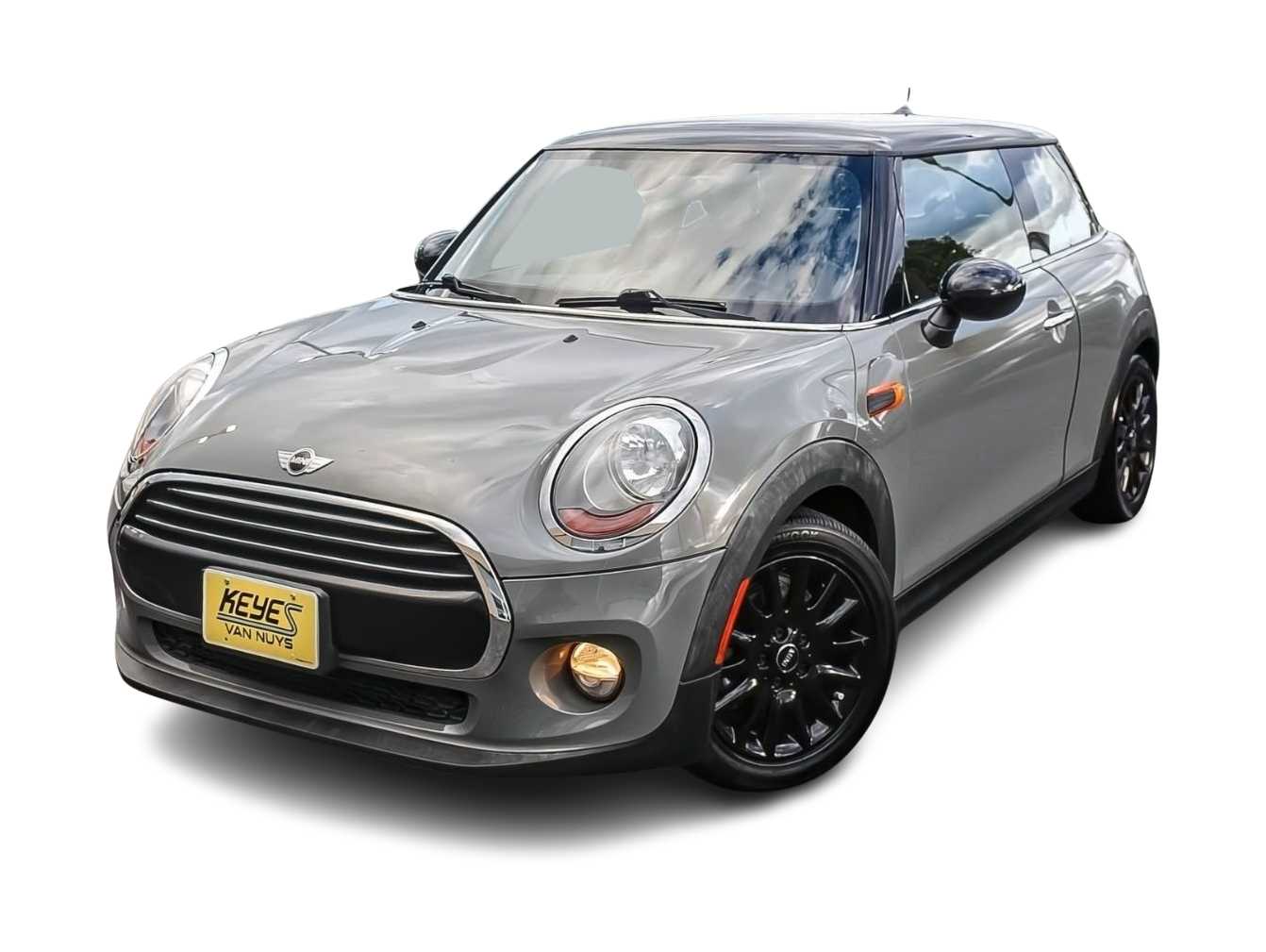 2017 MINI Cooper Base -
                  Sherman Oaks, CA