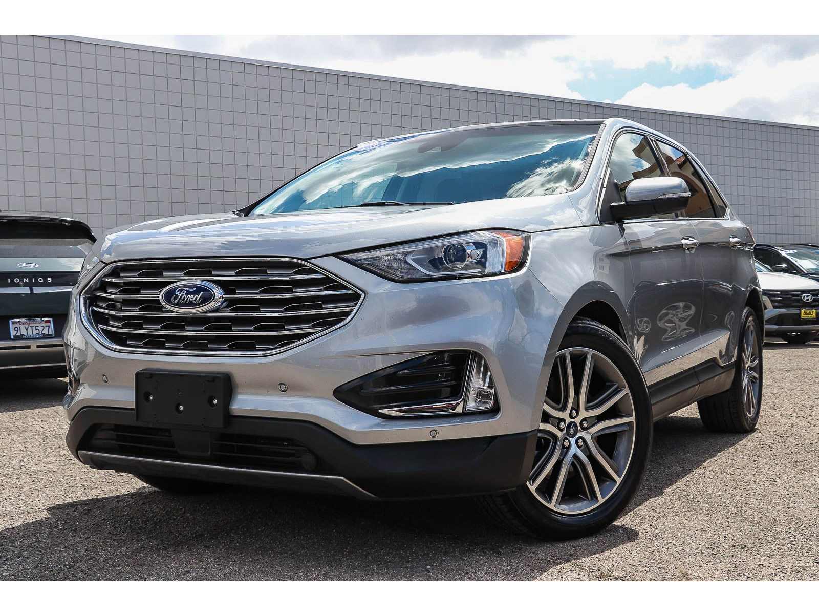 2022 Ford Edge Titanium