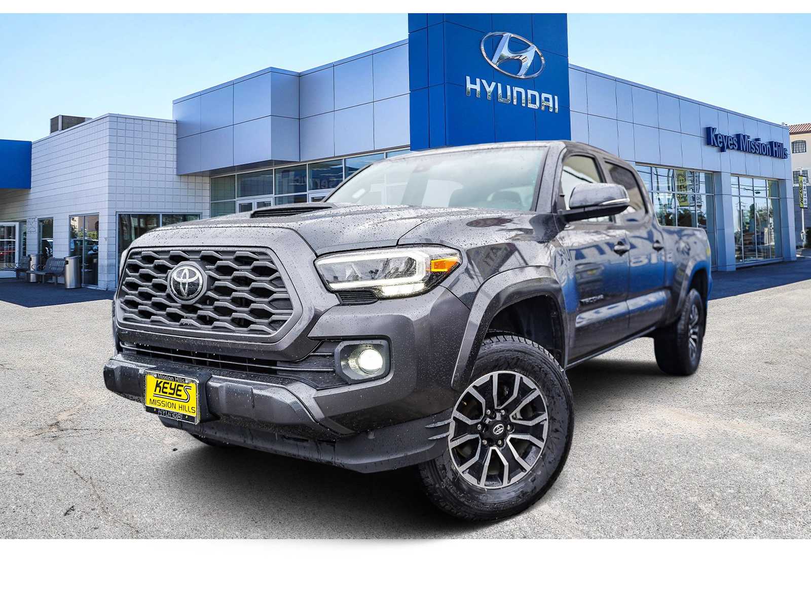2023 Toyota Tacoma TRD Sport's photo