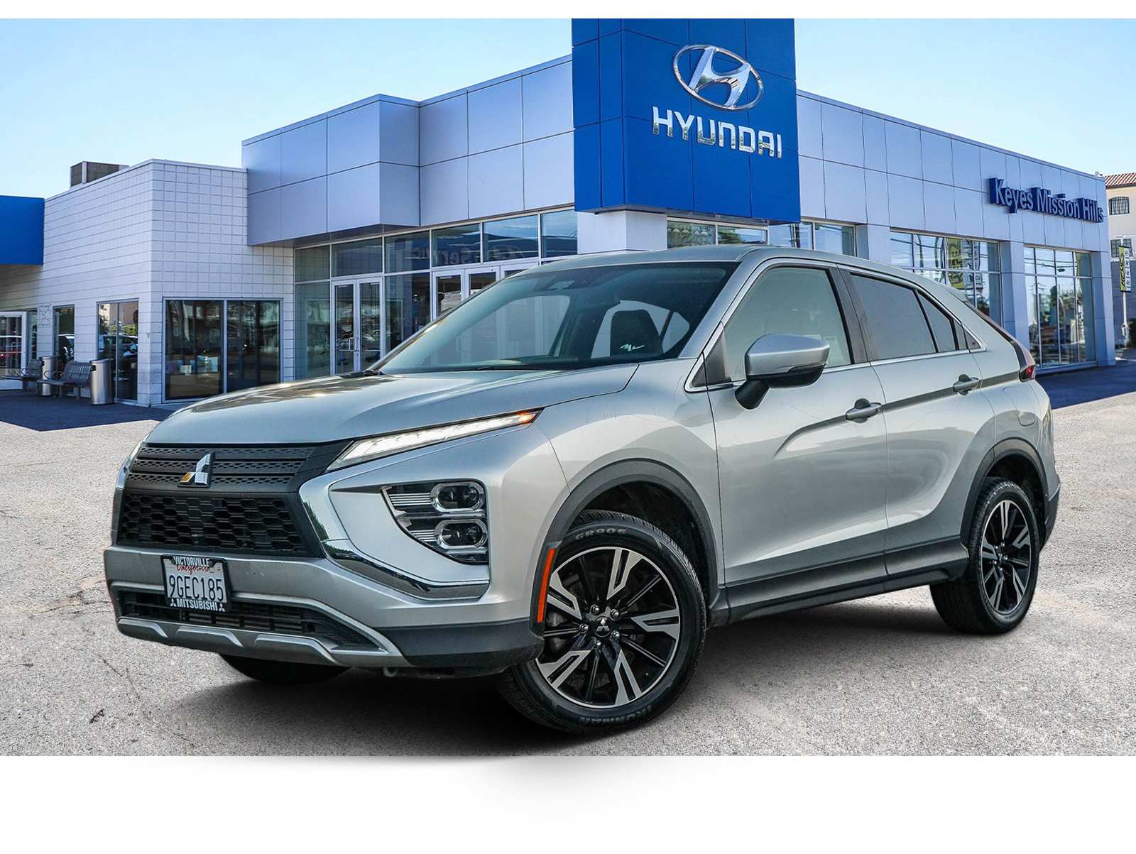 2023 Mitsubishi Eclipse Cross SE's photo