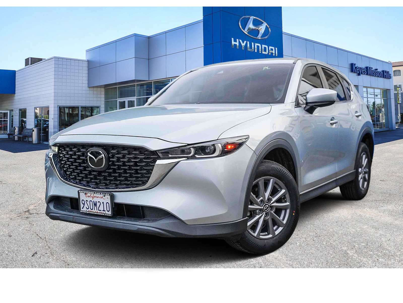 2023 Mazda CX-5 S Preferred package's photo
