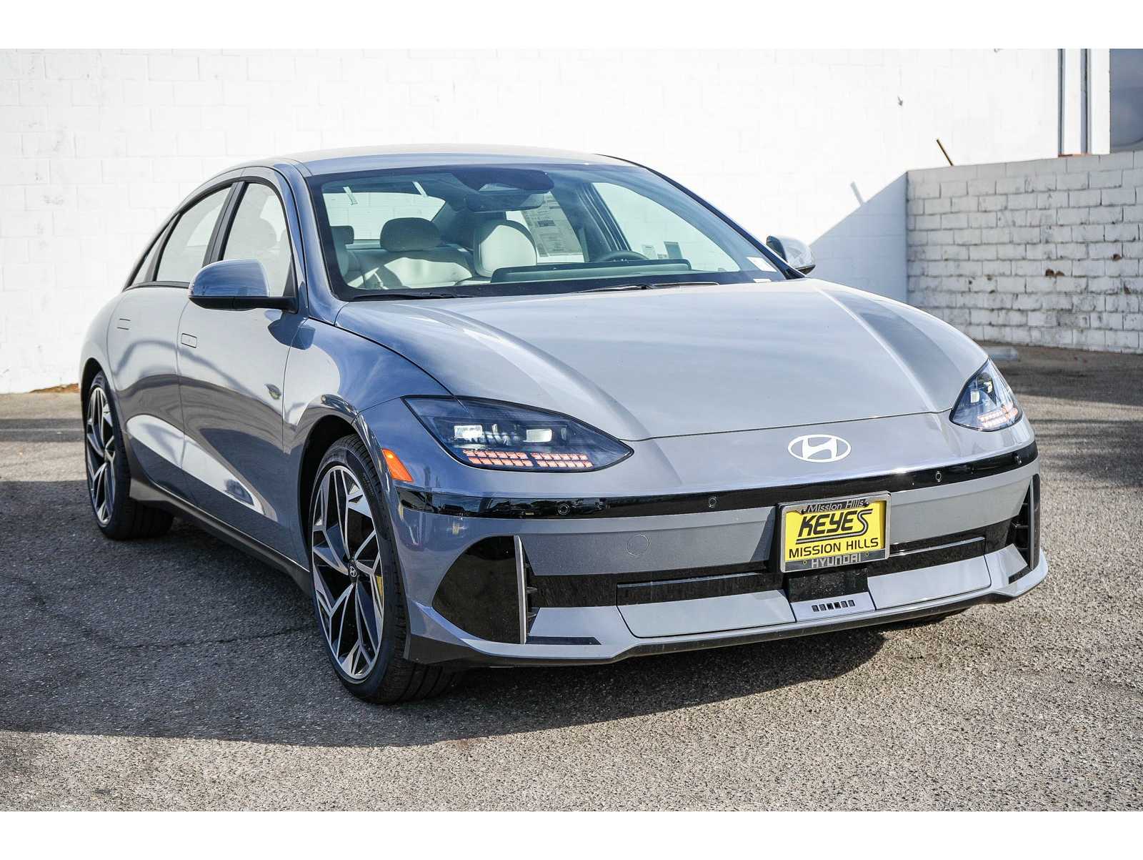 2025 Hyundai IONIQ 6 SEL's photo