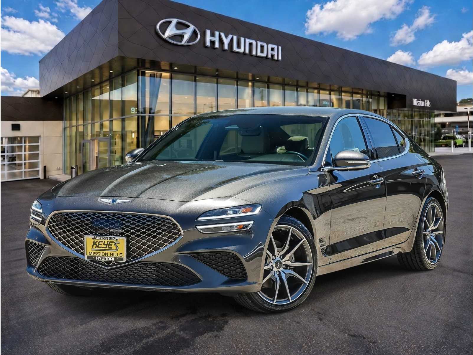 2023 GENESIS G70 Standard