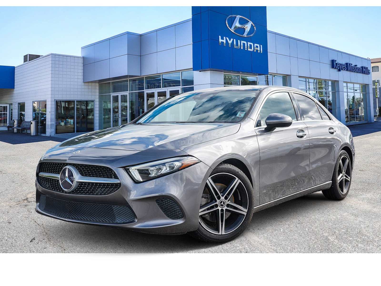 2019 Mercedes-Benz A-Class A220's photo