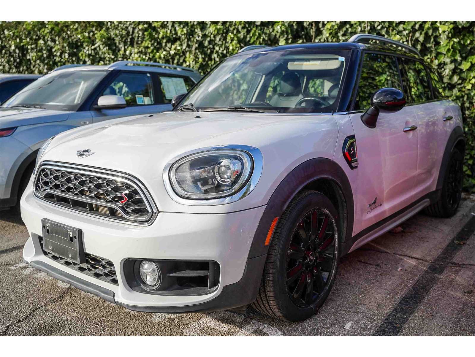 2018 MINI Countryman S's photo