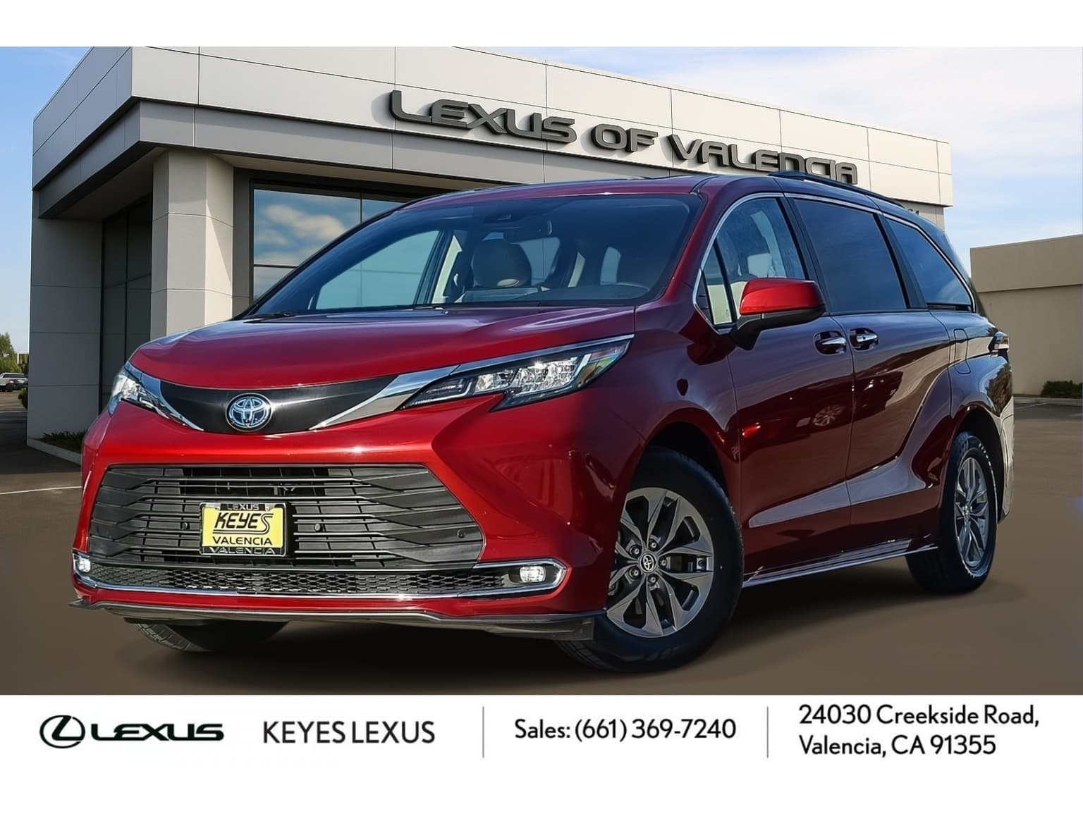 2023 Toyota Sienna XLE's photo