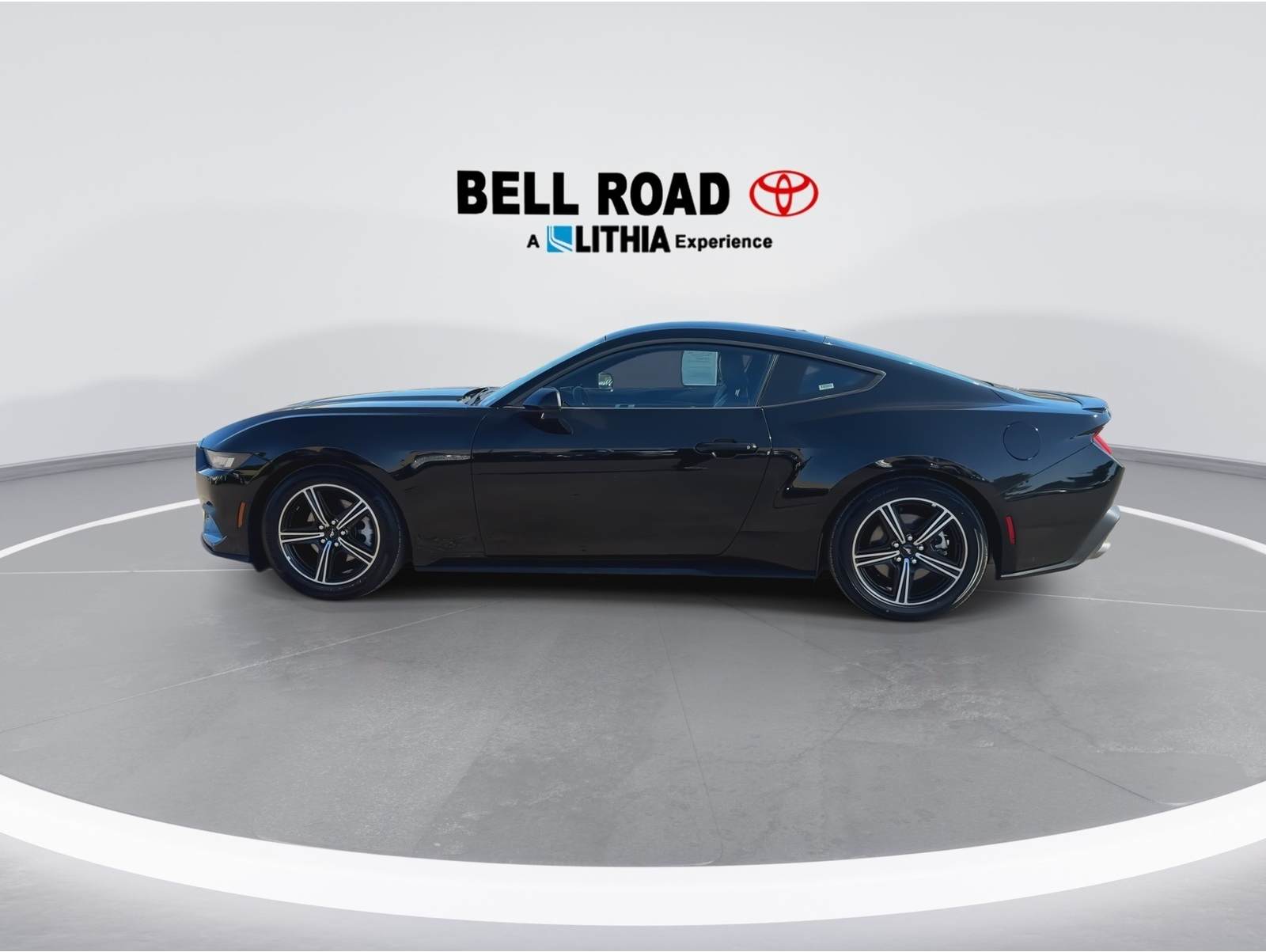 2024 Ford Mustang EcoBoost Premium's photo