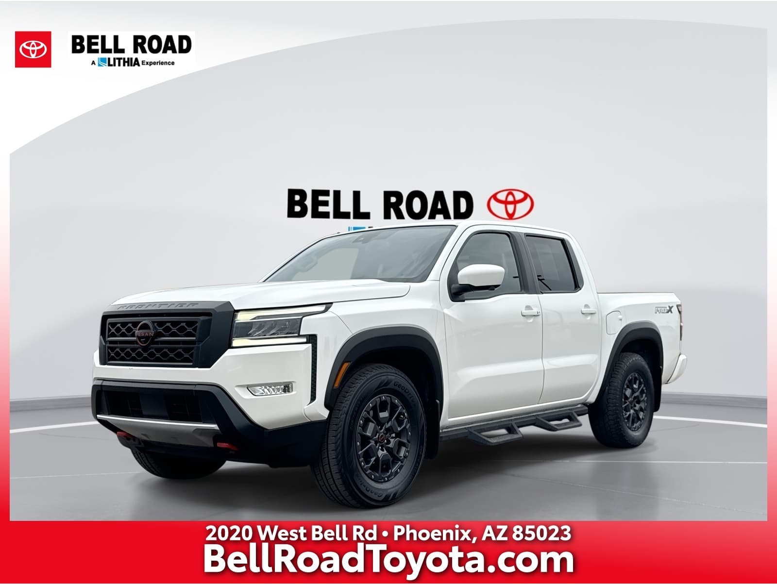 2022 Nissan Frontier PRO-X's photo