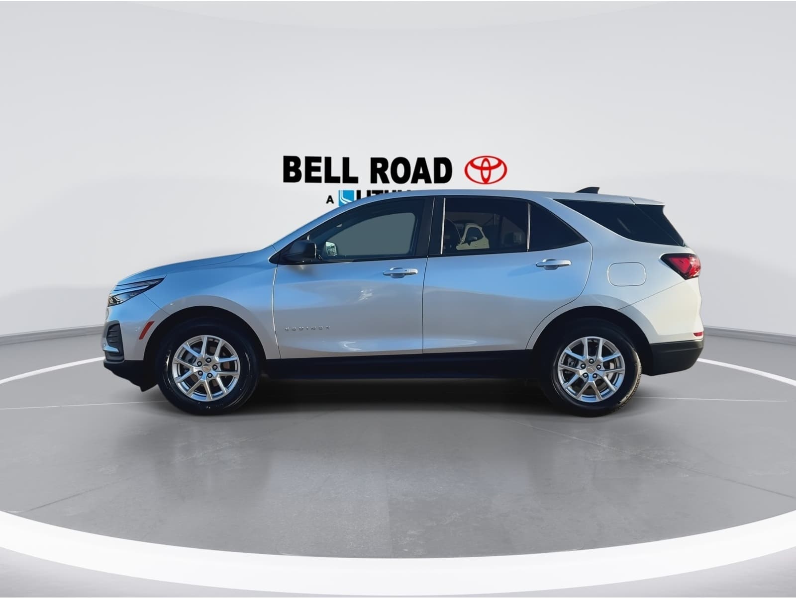 2022 Chevrolet Equinox LS's photo