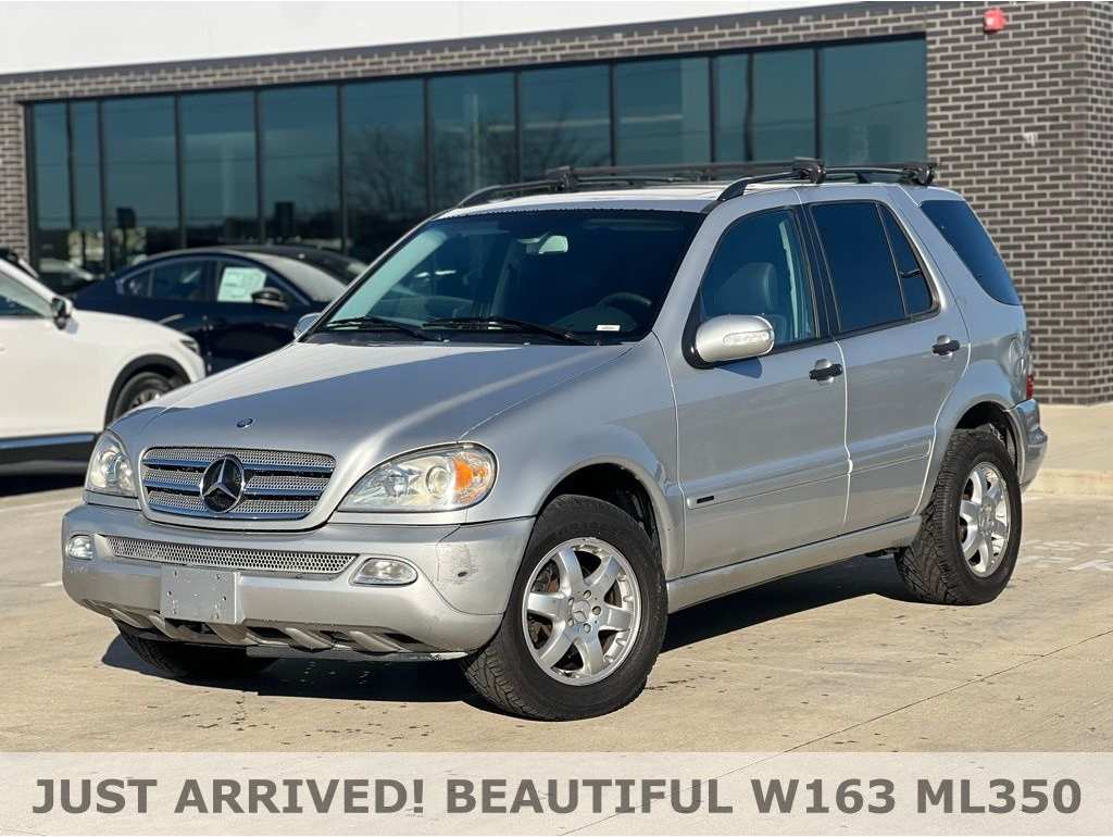 2004 Mercedes-Benz M-Class ML350's photo