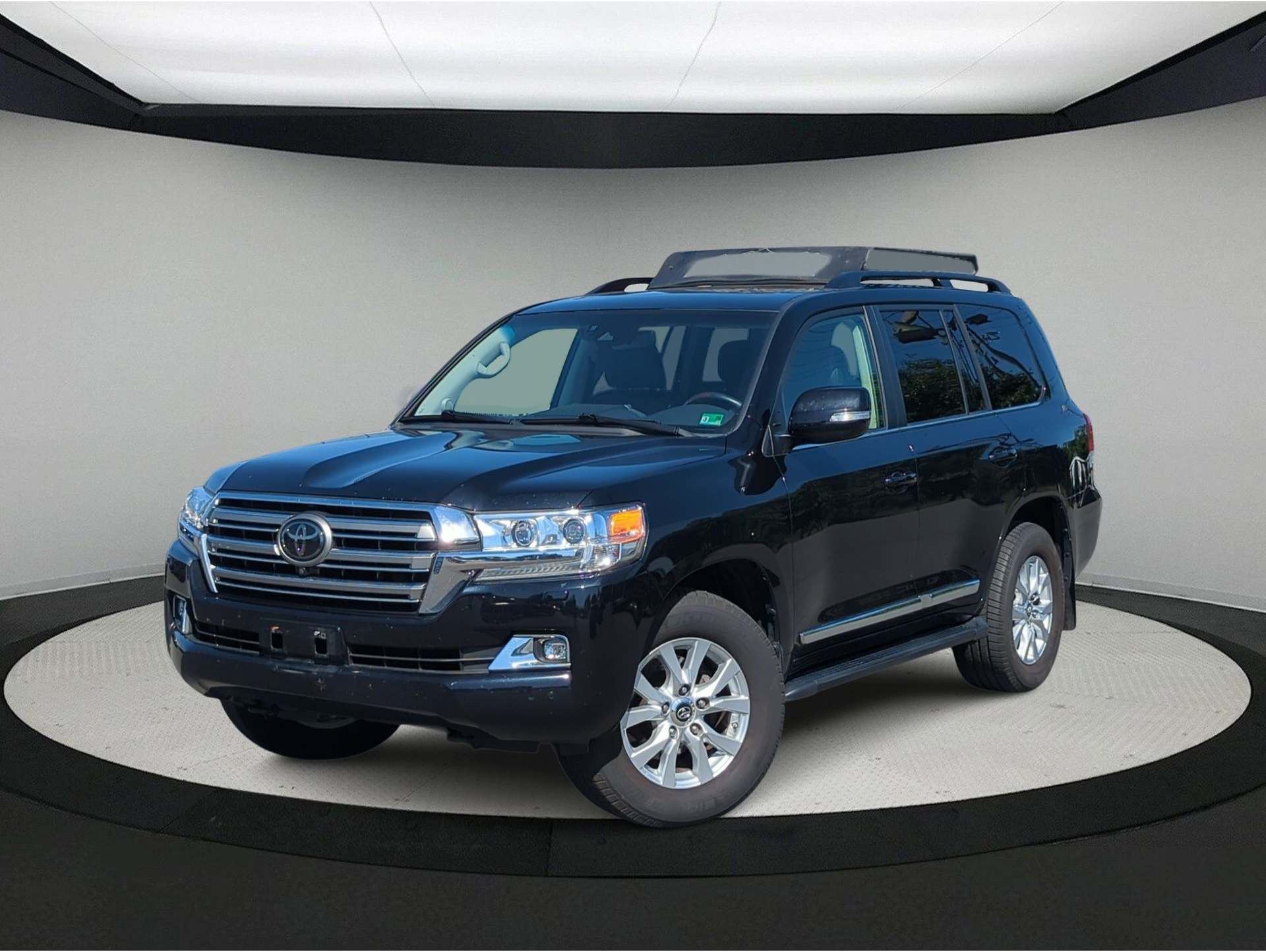 2018 Toyota Land Cruiser Base