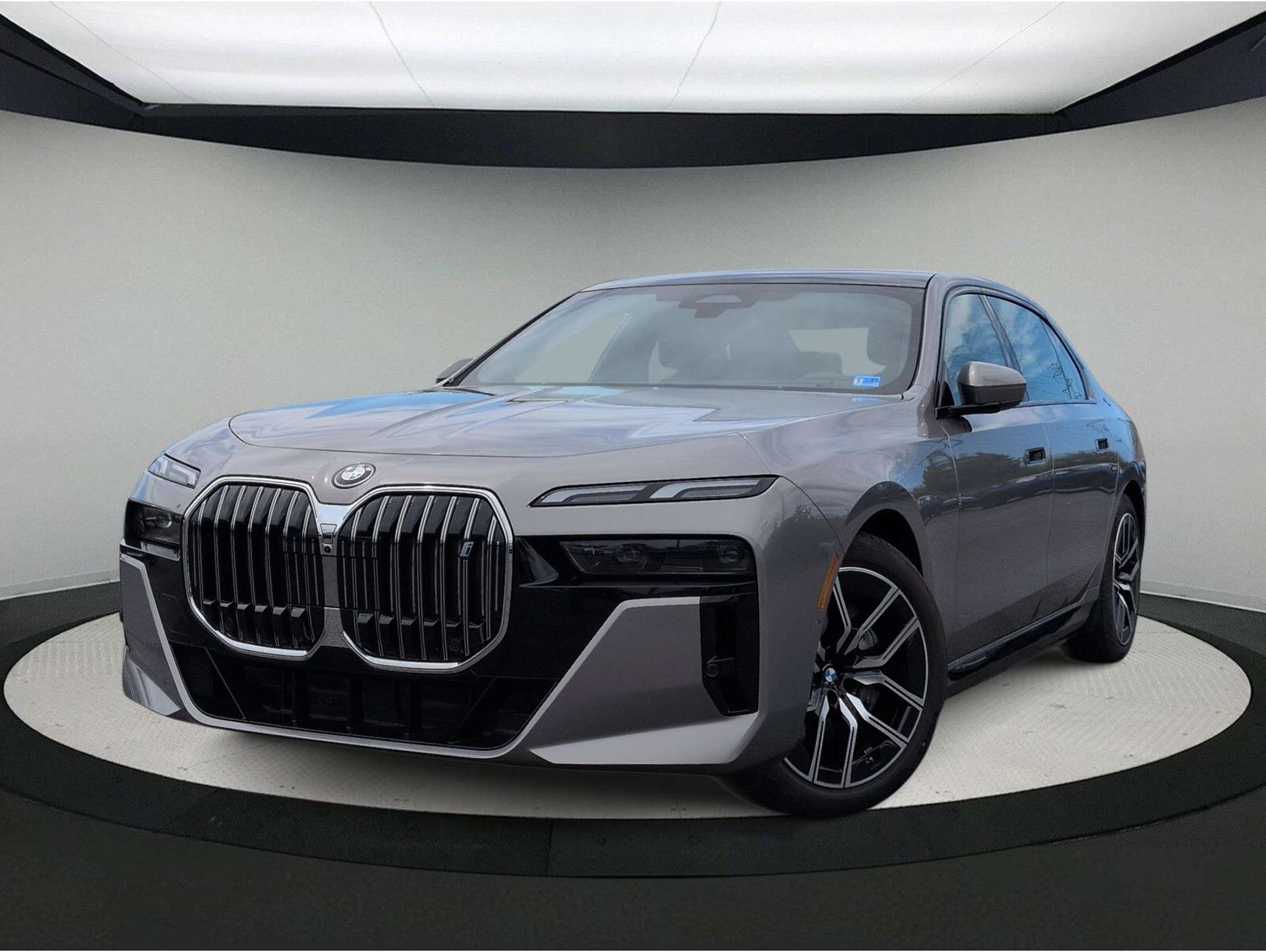 2025 BMW i7