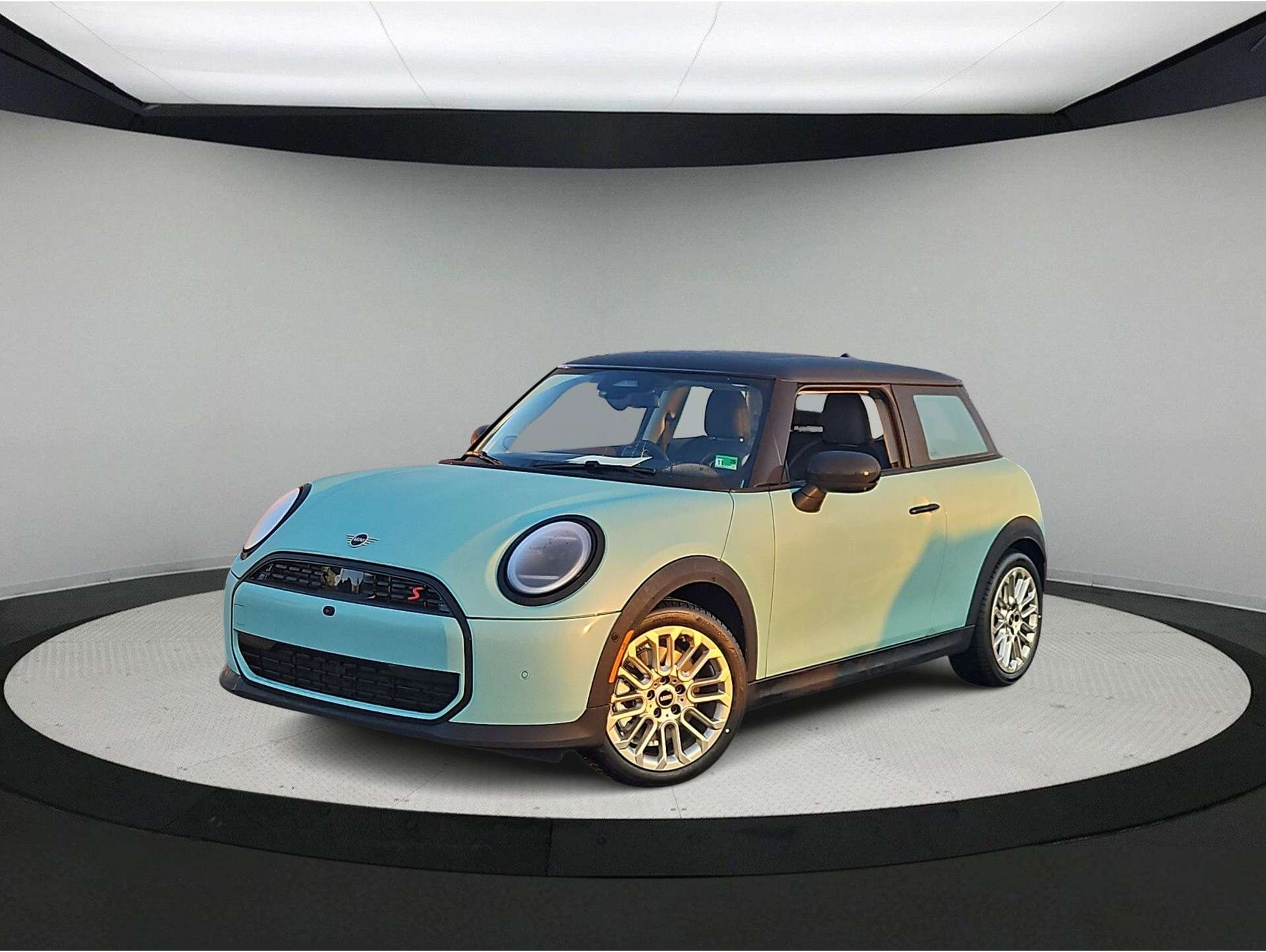2026 MINI Hardtop 2 Door S's photo