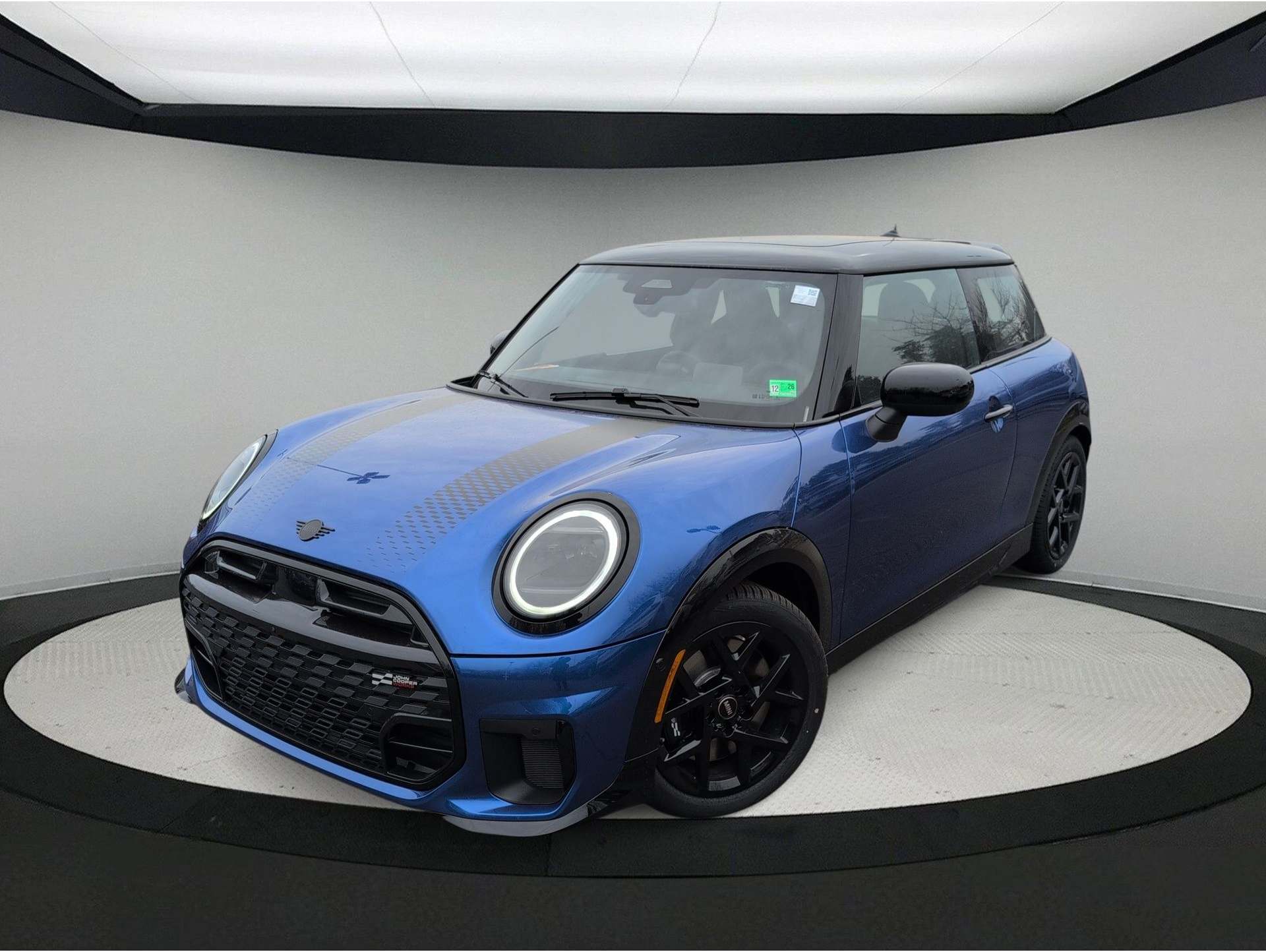 2026 MINI Hardtop 2 Door S's photo