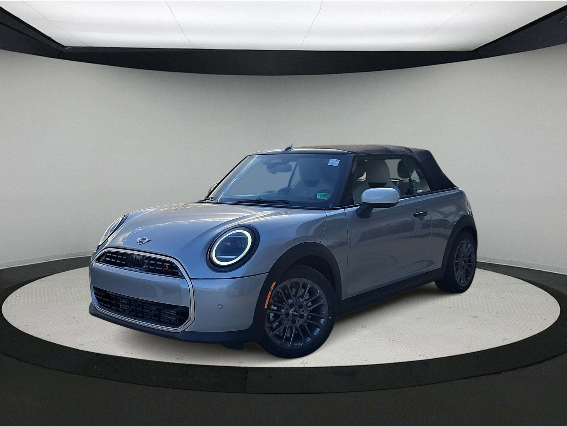 2026 MINI Convertible S's photo