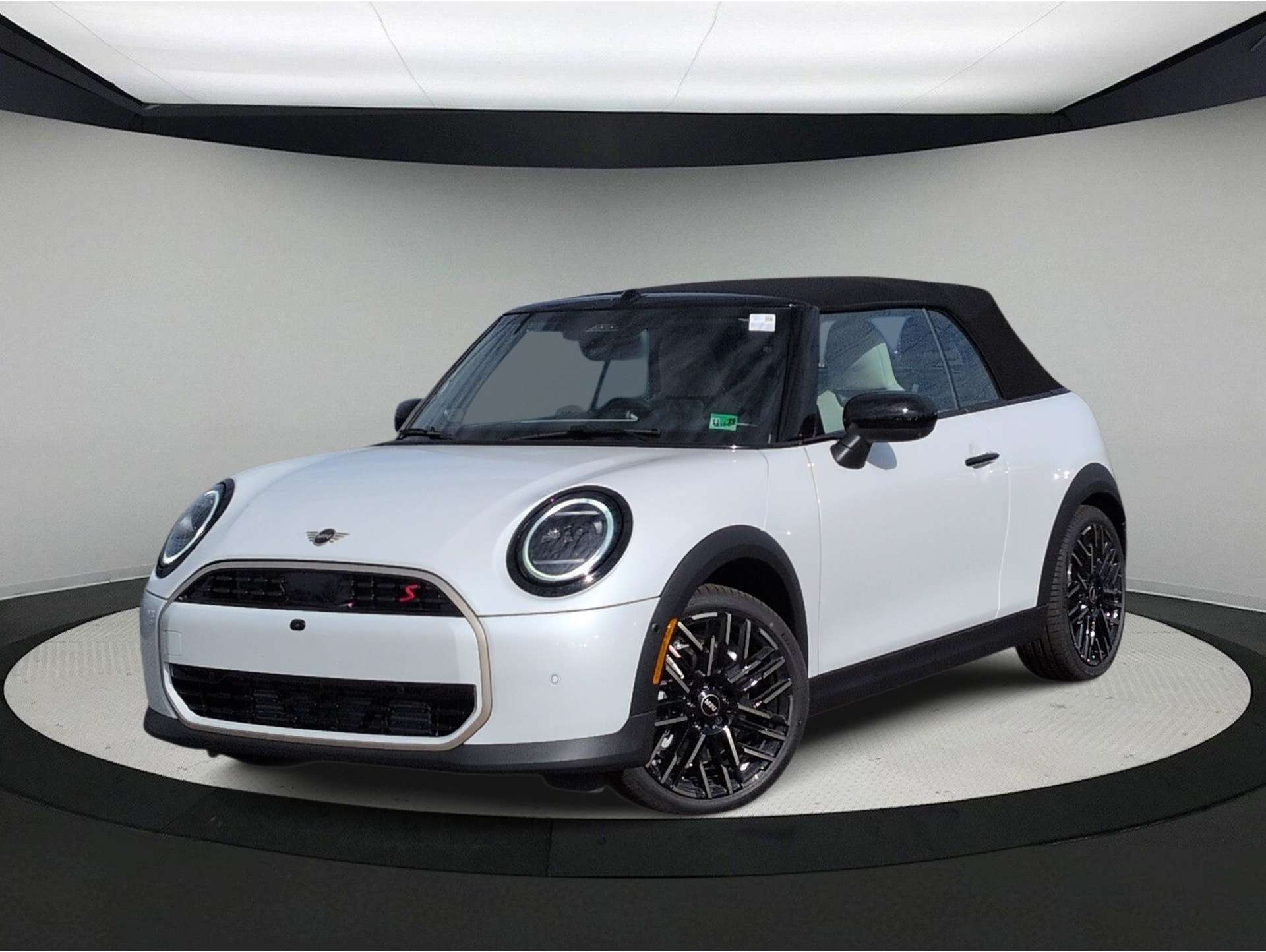 2026 MINI Convertible S's photo