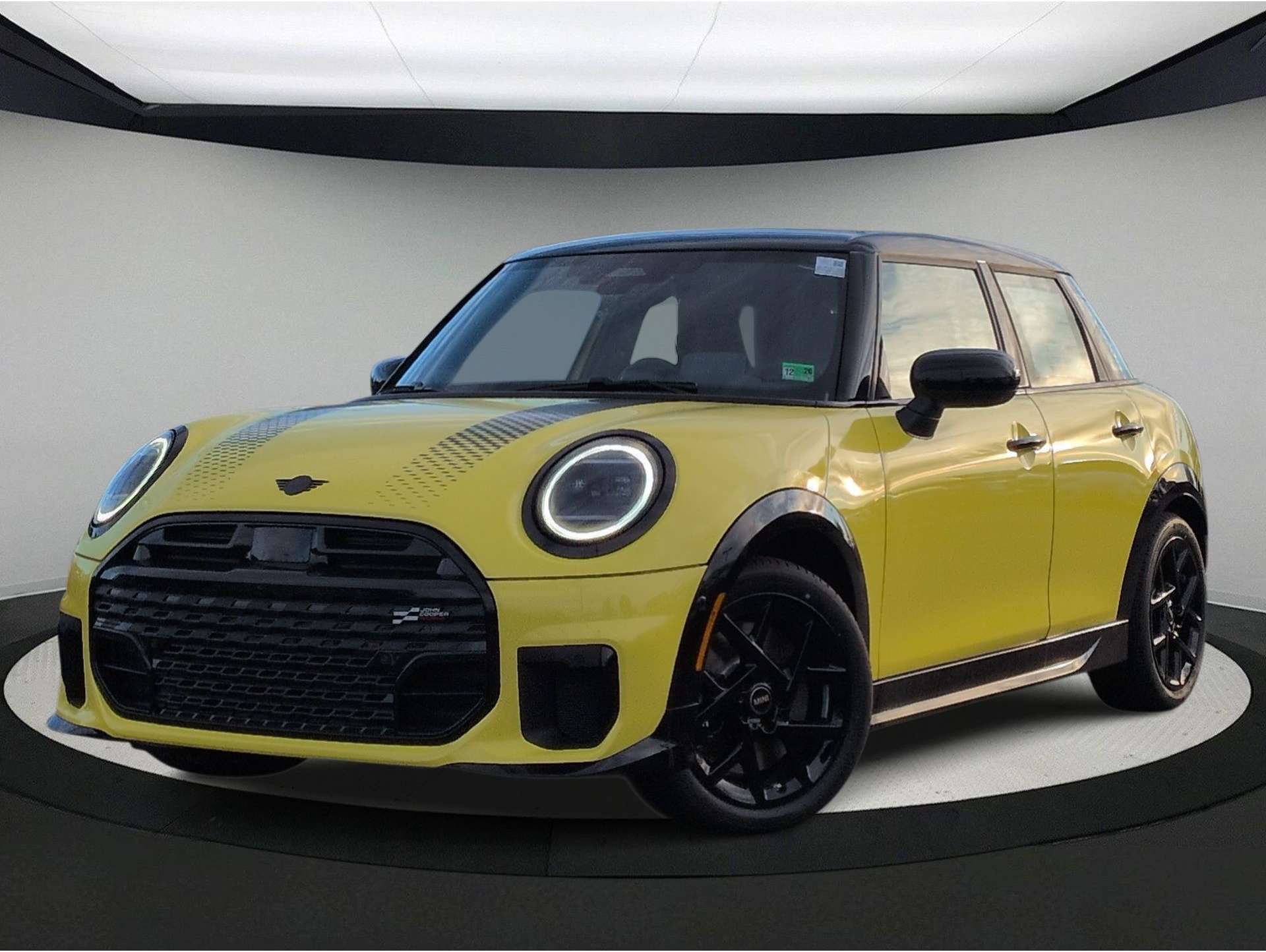 2026 MINI Hardtop S's photo