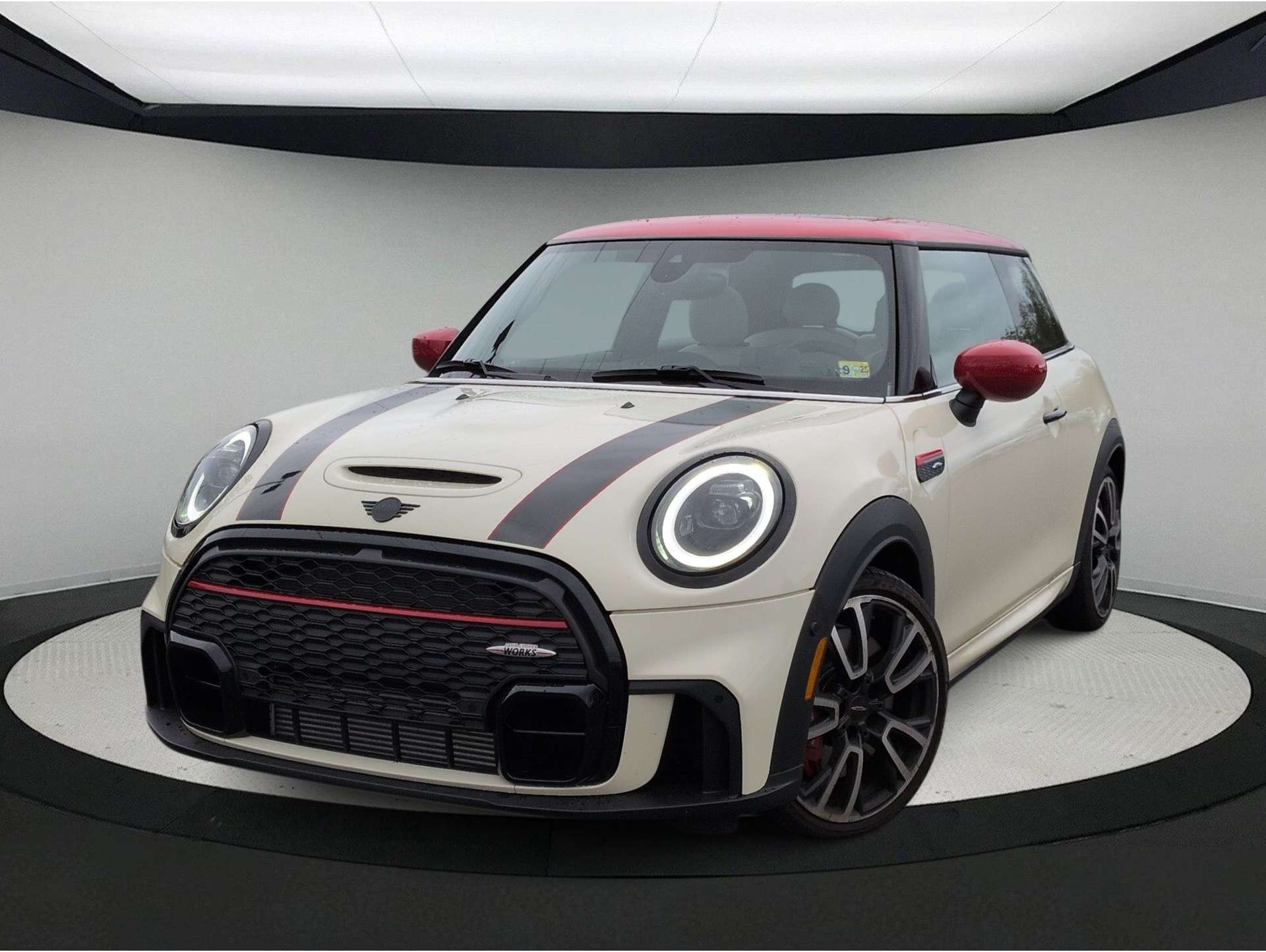 2023 MINI Hardtop 2 Door John Cooper Works's photo