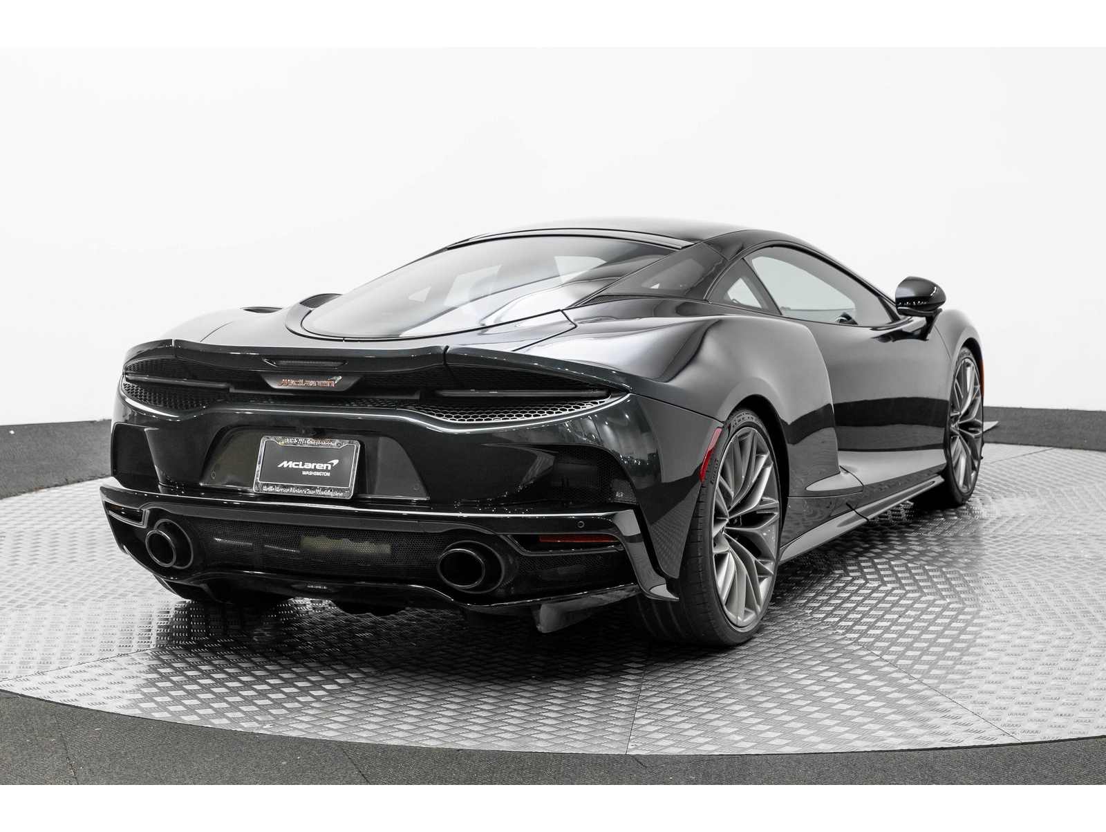 2023 McLaren GT Base