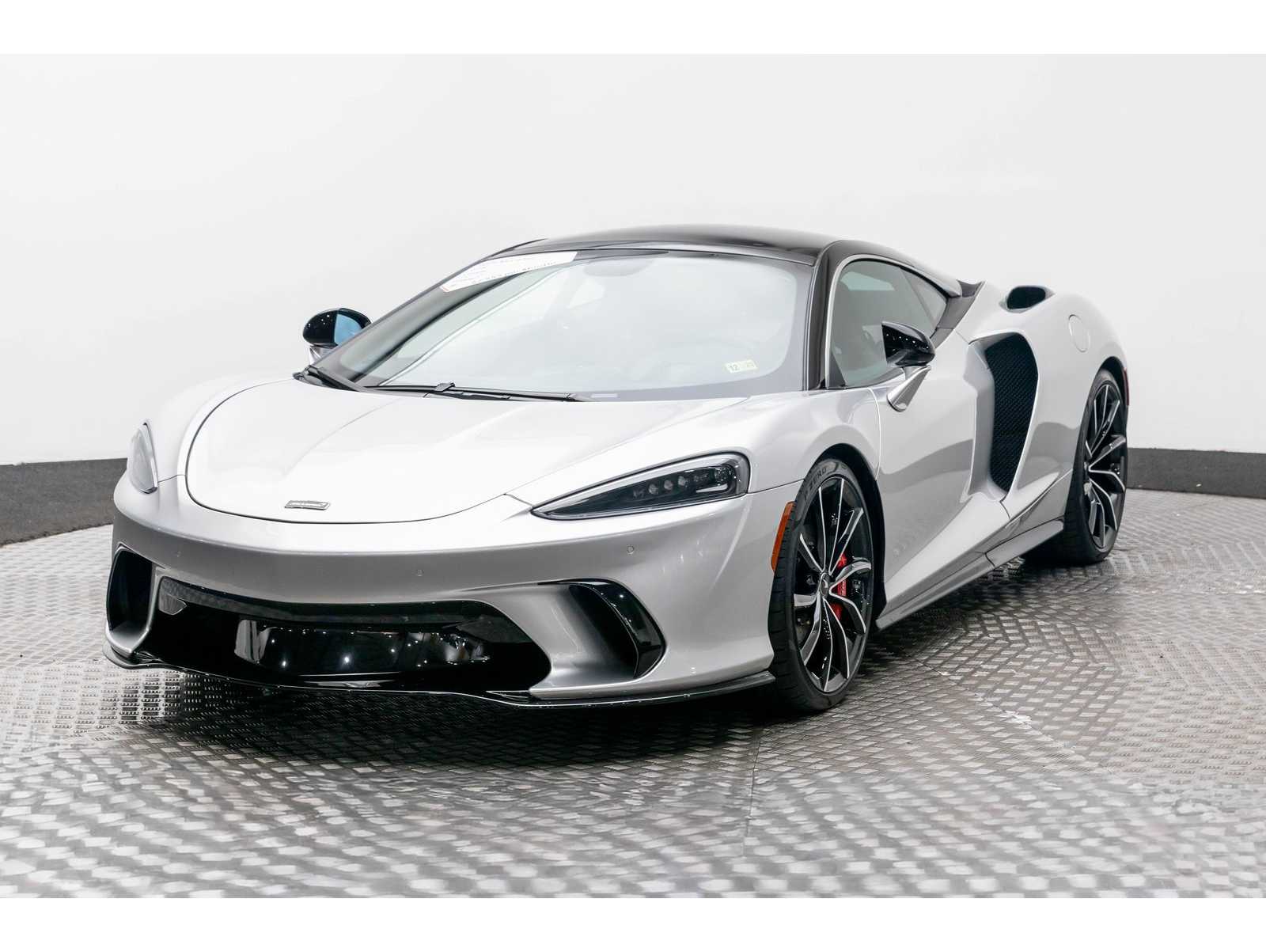 2025 McLaren GTS Base