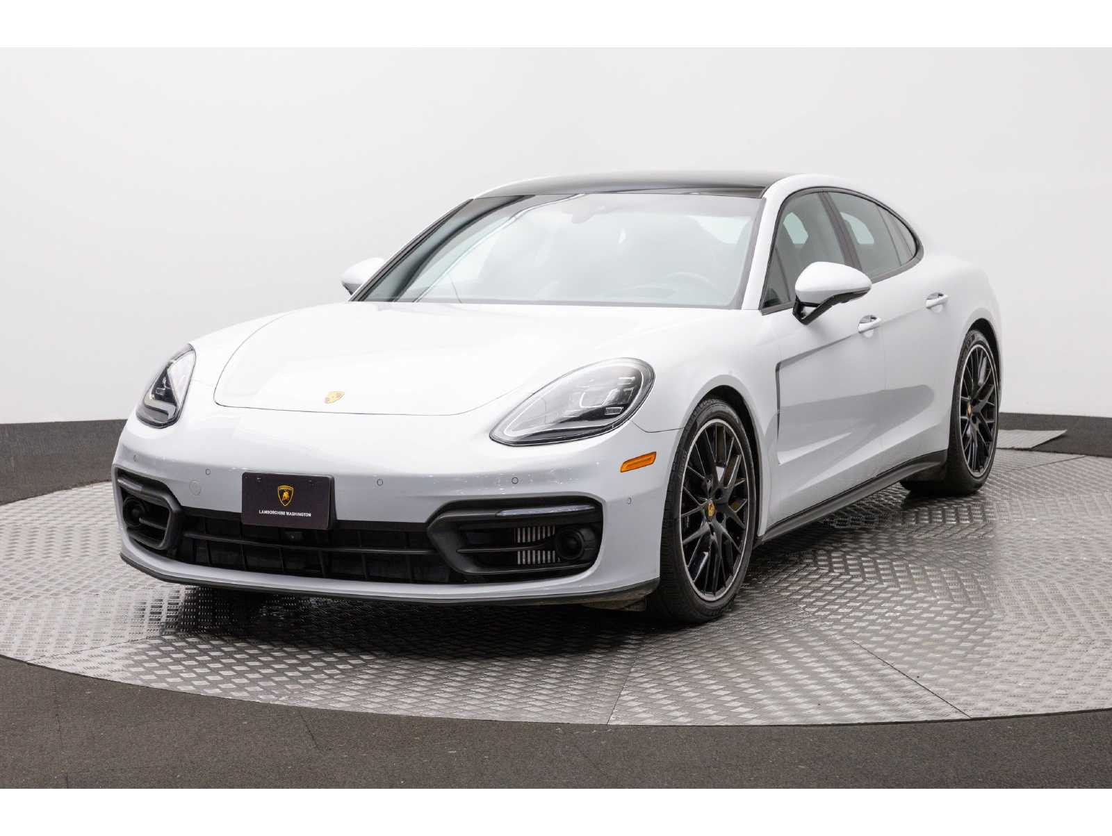 2023 Porsche Panamera