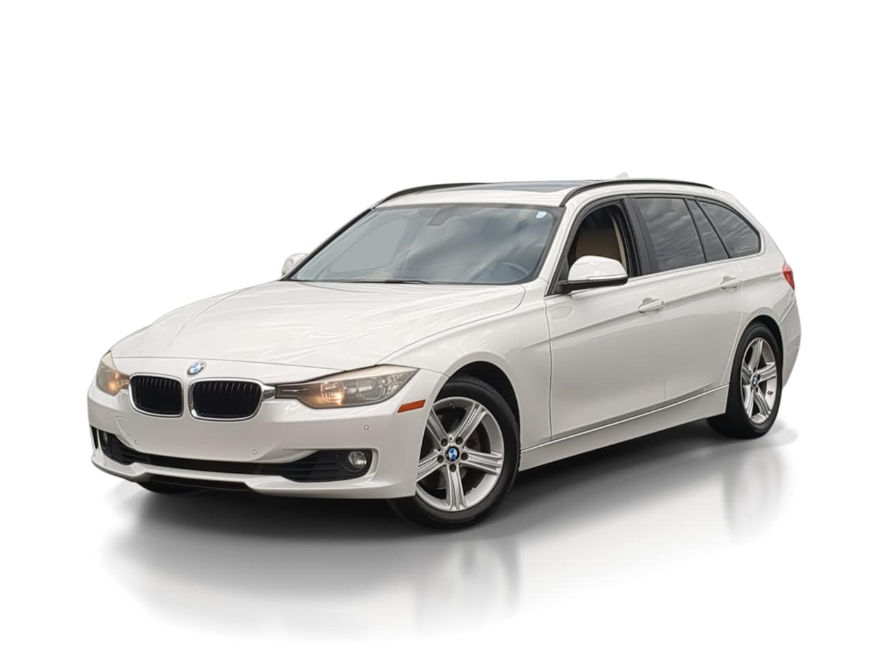 2015 BMW 3 Series 328i's photo