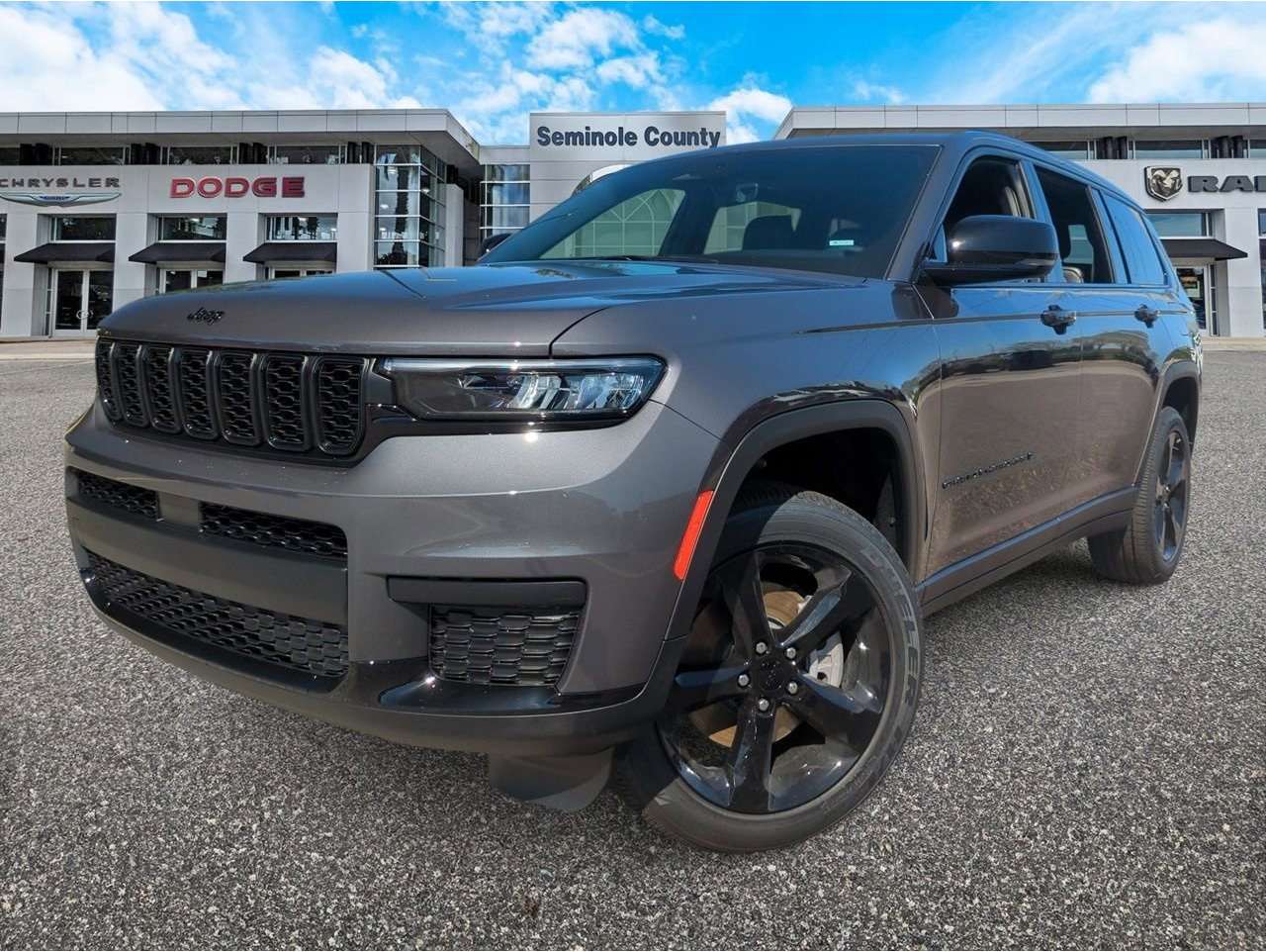 2025 Jeep Grand Cherokee L Altitude's photo