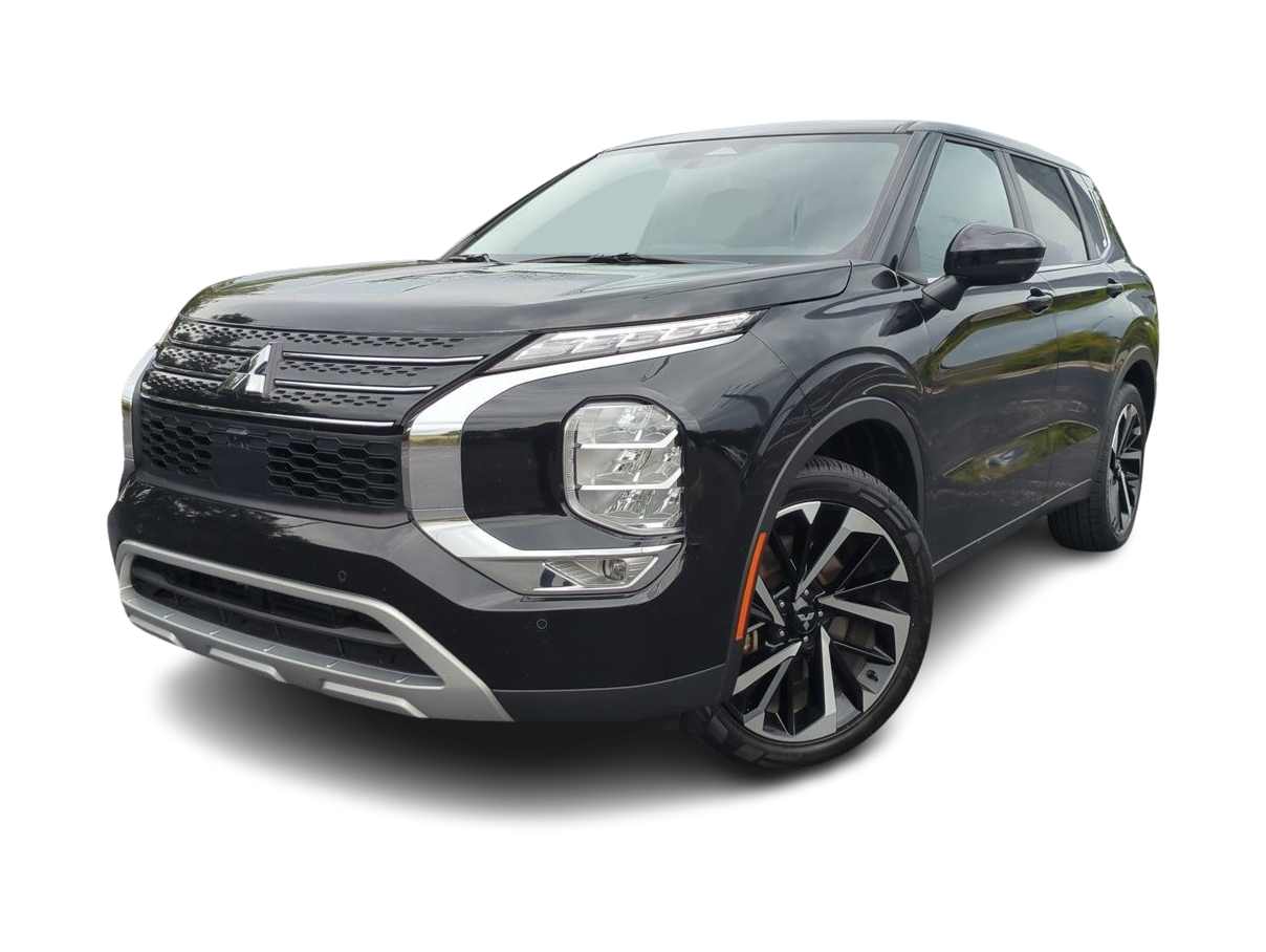 Thumbnail: 2024 Mitsubishi Outlander - 1