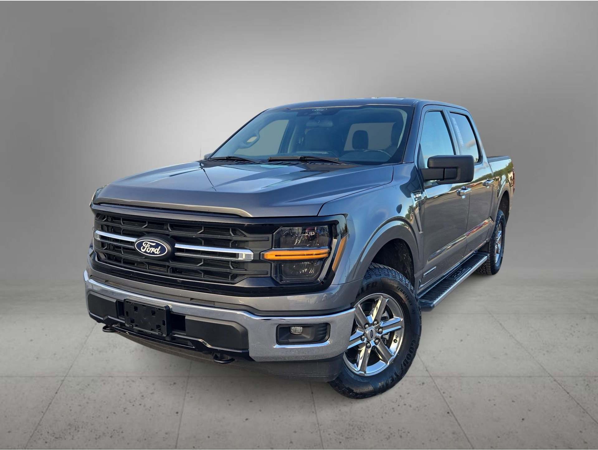 2025 Ford F-150 XLT's photo