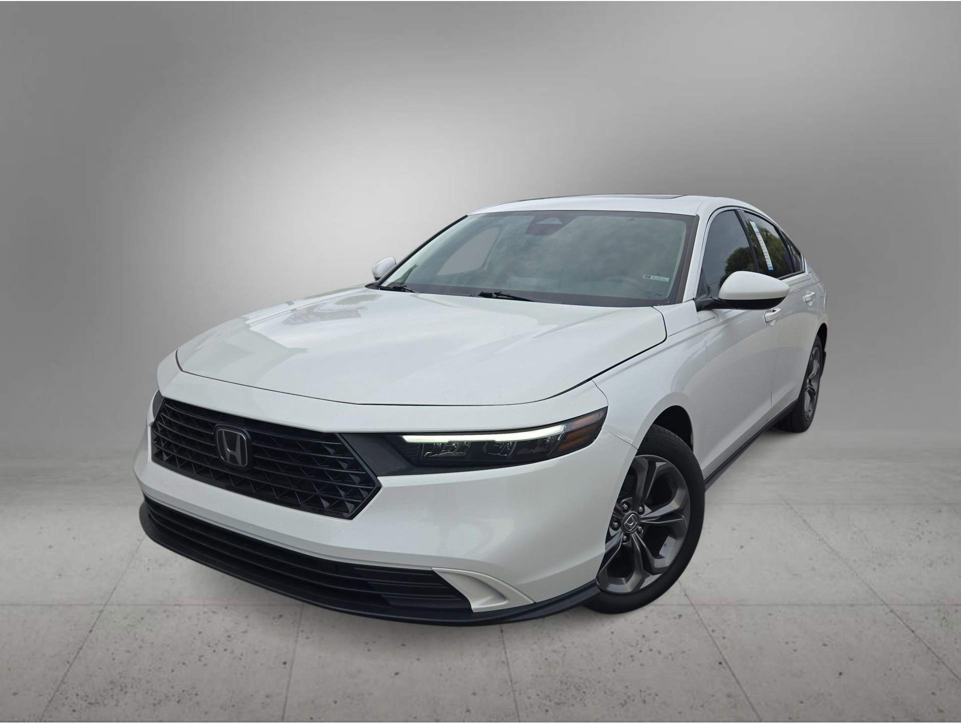 2023 Honda Accord EX's photo