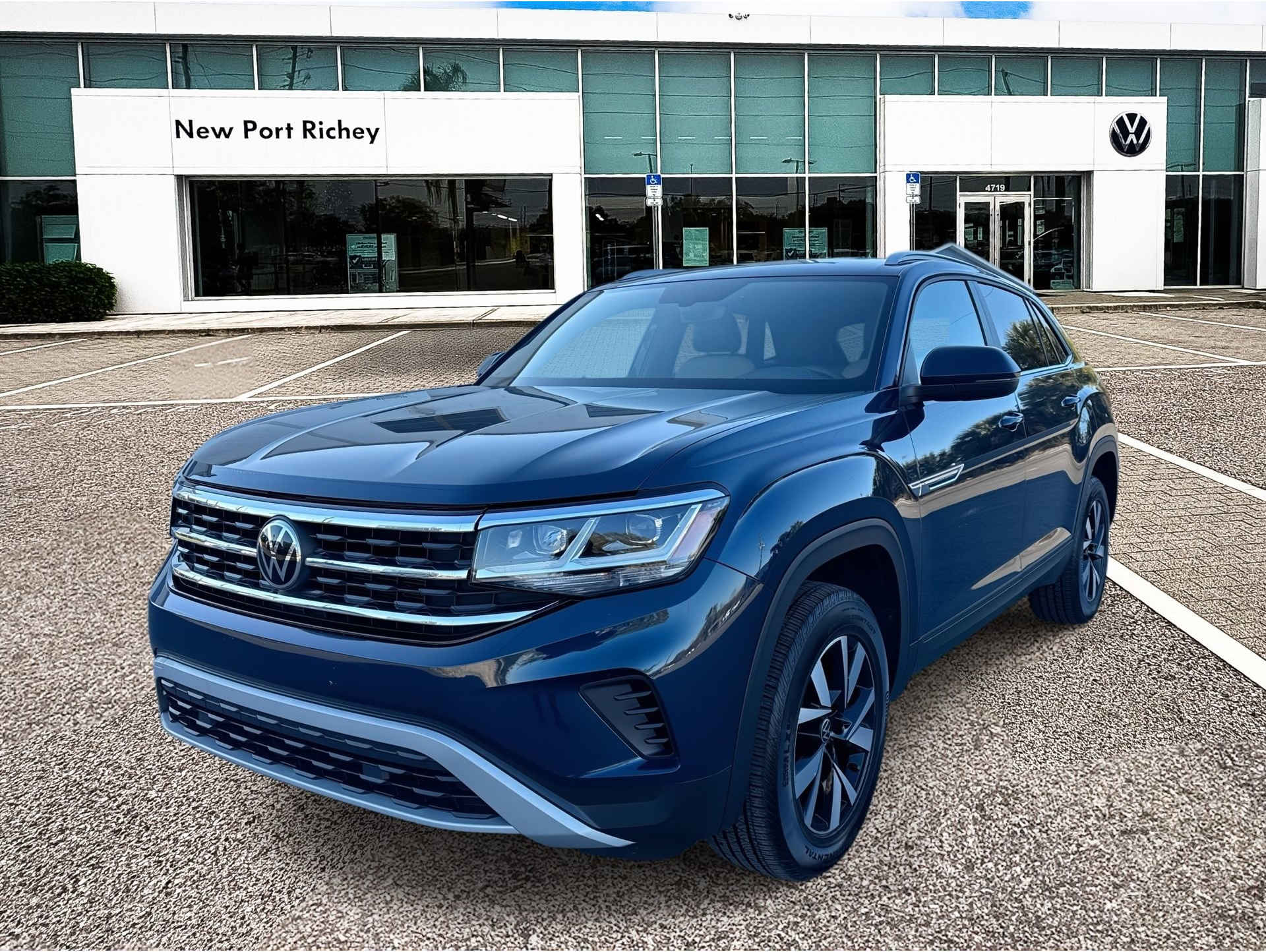 2022 Volkswagen Atlas Cross Sport SE