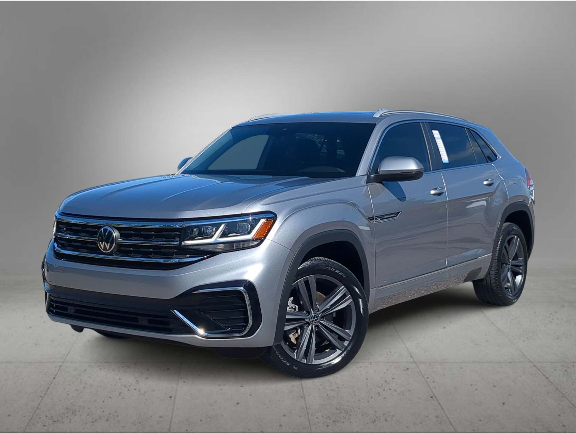 2022 Volkswagen Atlas Cross Sport SEL R-Line's photo