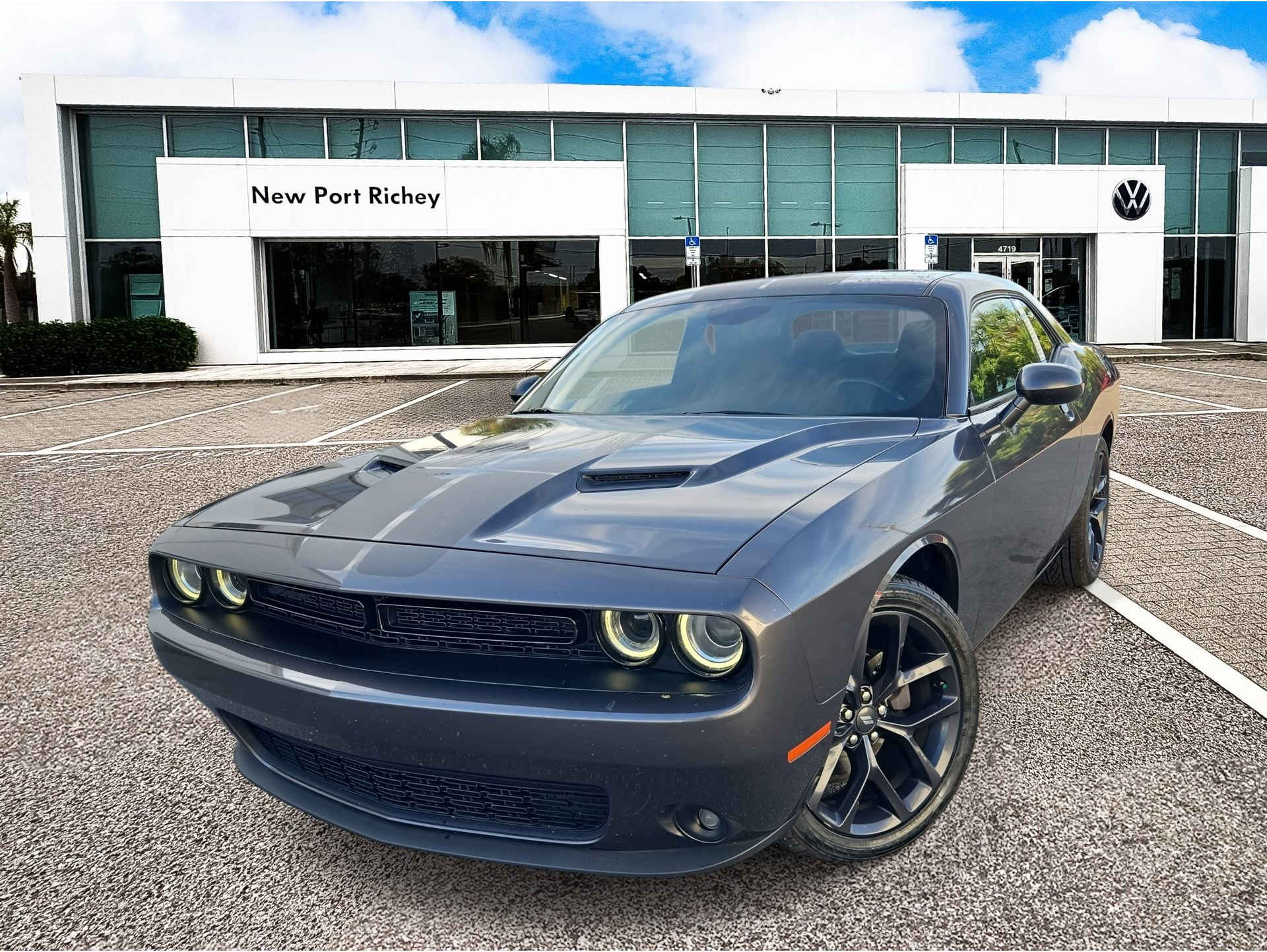 2020 Dodge Challenger SXT