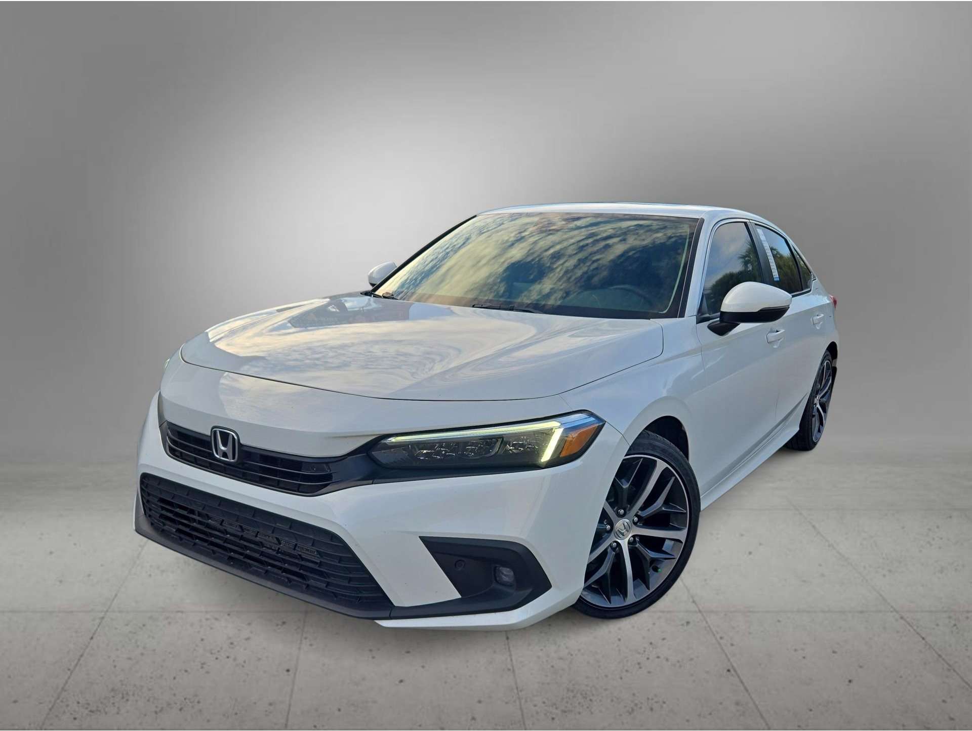 2023 Honda Civic Touring's photo