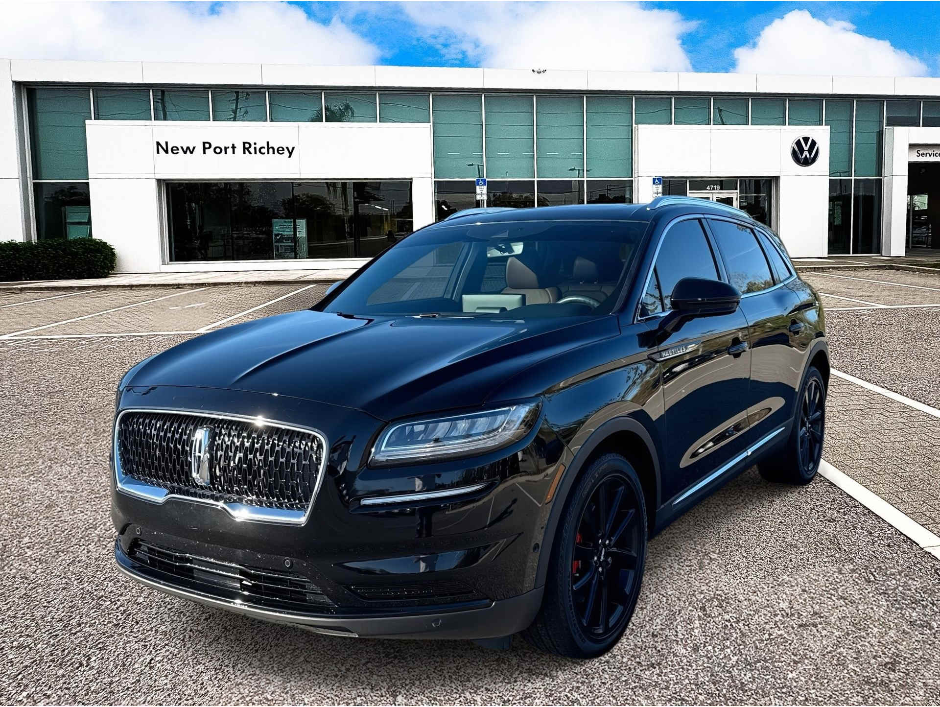 2022 Lincoln Nautilus Reserve's photo