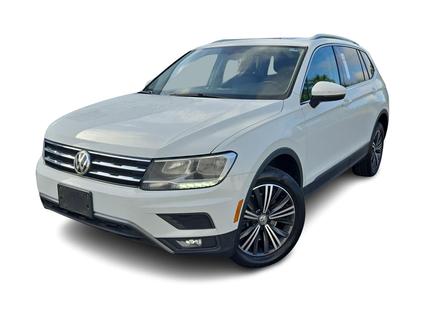 Thumbnail: 2018 Volkswagen Tiguan - 1